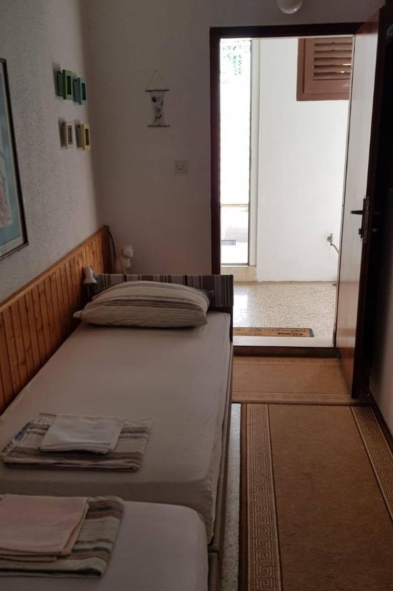 Apartments By The Sea Pisak, Omis - 1018 Zimmer foto